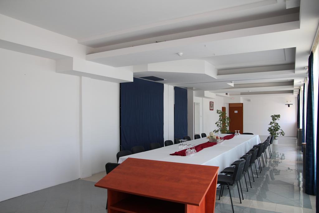 מדולין Hotel Arcus Residence מראה חיצוני תמונה