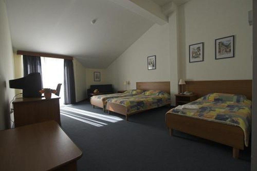 מדולין Hotel Arcus Residence מראה חיצוני תמונה