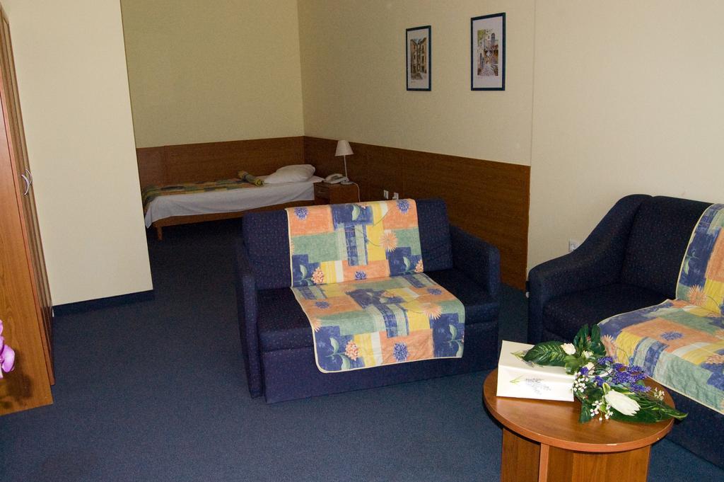 מדולין Hotel Arcus Residence חדר תמונה