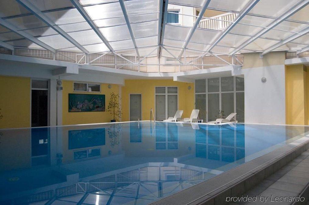 מדולין Hotel Arcus Residence מראה חיצוני תמונה