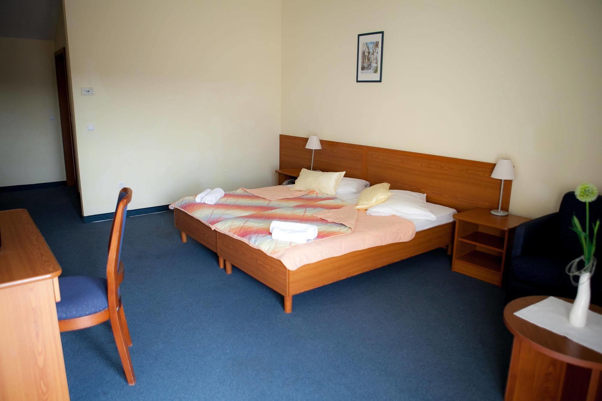 מדולין Hotel Arcus Residence מראה חיצוני תמונה