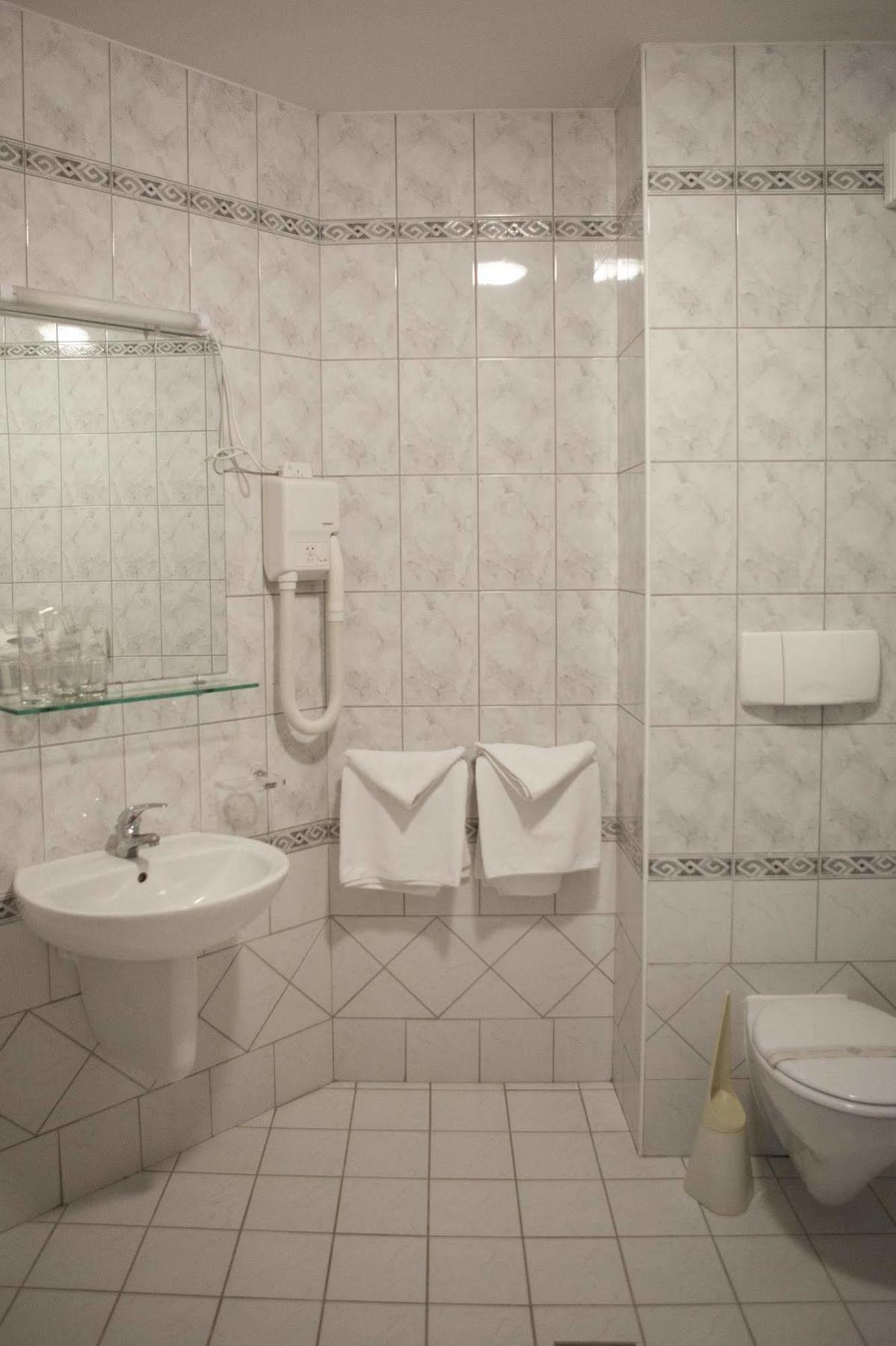 מדולין Hotel Arcus Residence מראה חיצוני תמונה