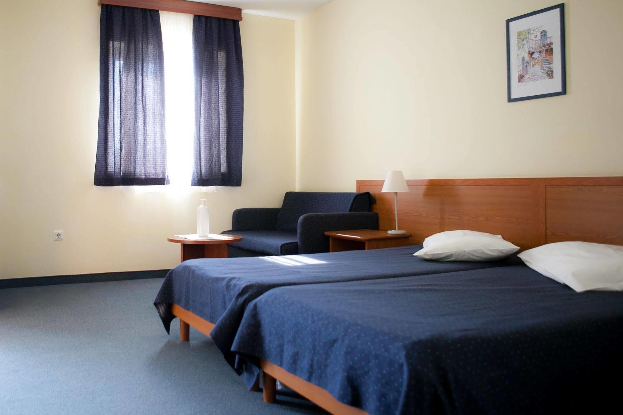 מדולין Hotel Arcus Residence מראה חיצוני תמונה