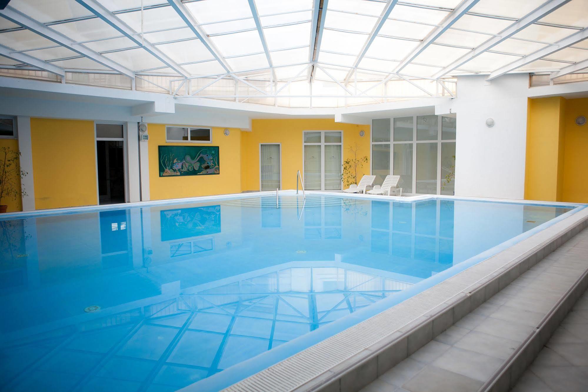 מדולין Hotel Arcus Residence מראה חיצוני תמונה
