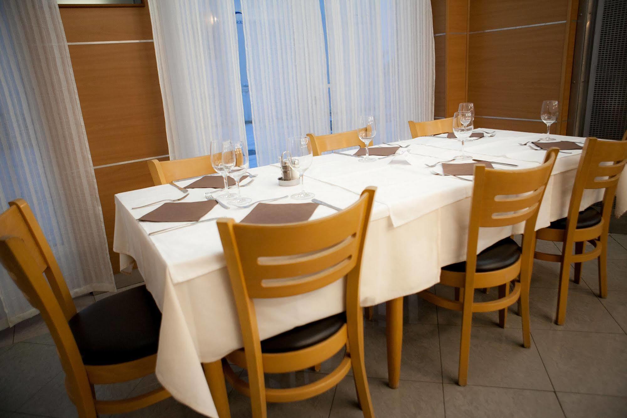 מדולין Hotel Arcus Residence מראה חיצוני תמונה